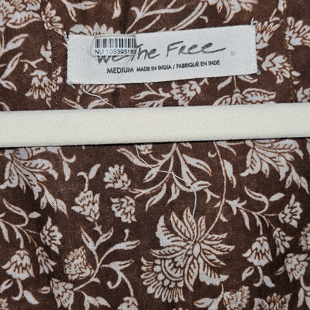 We The Free Border Batik Buttondown Top, Size Medium, Brown, GUC - Picture 5 of 10